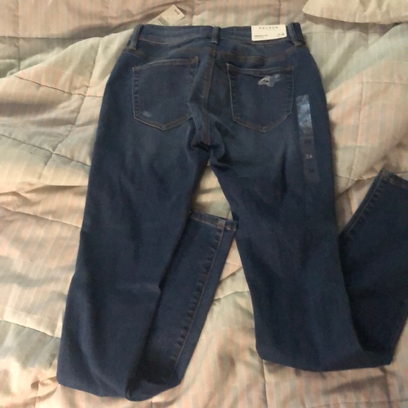 Jeans - Picture 2 of 4